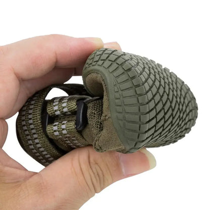 Zapatos para Perros Medianos y Grandes: Impermeables y Antideslizantes en Color ArmyGreen para el Invierno y la Nieve - Modelo YS1891